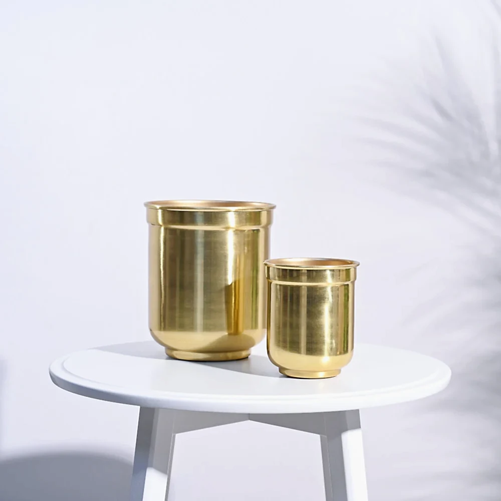 Aurelian Cylindrical Planter